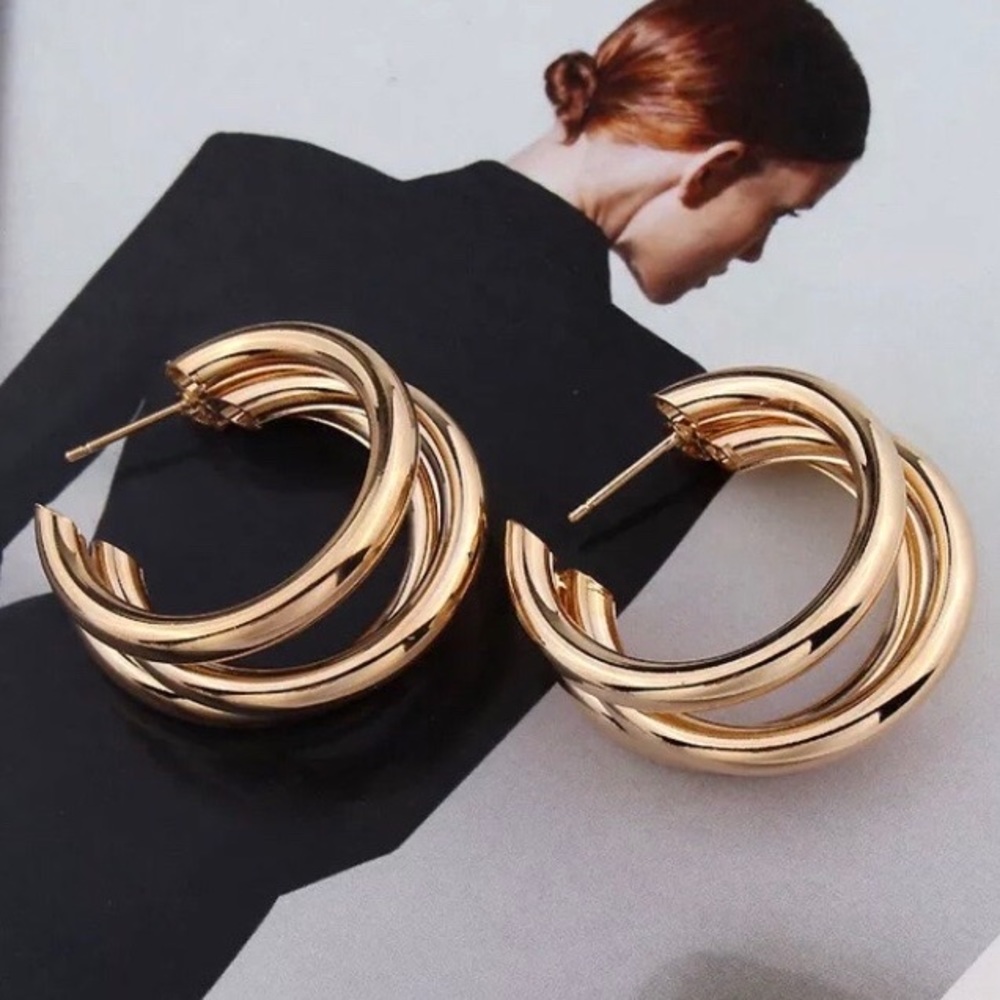 ¥ New 18k Gold Three-Layer Round Drop Earrings - Picture 6 of 7